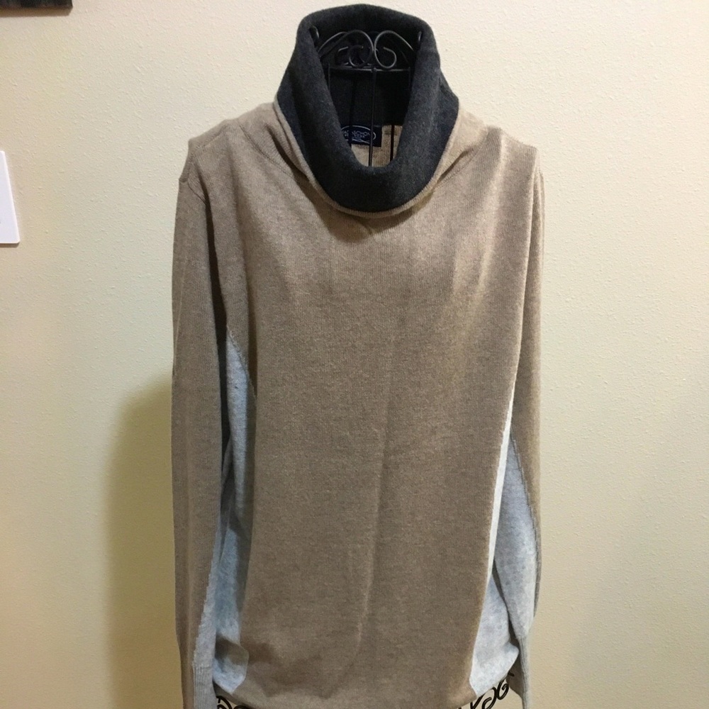 Cashmere turtleneck